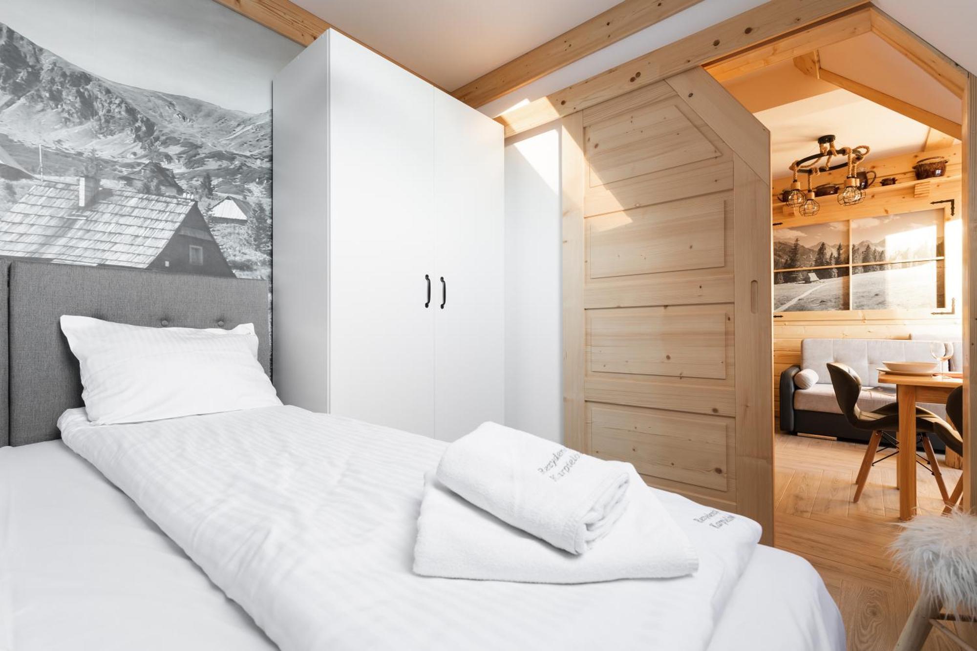 Apartamenty Rezydencja Karpielowka Кошелско Стая снимка
